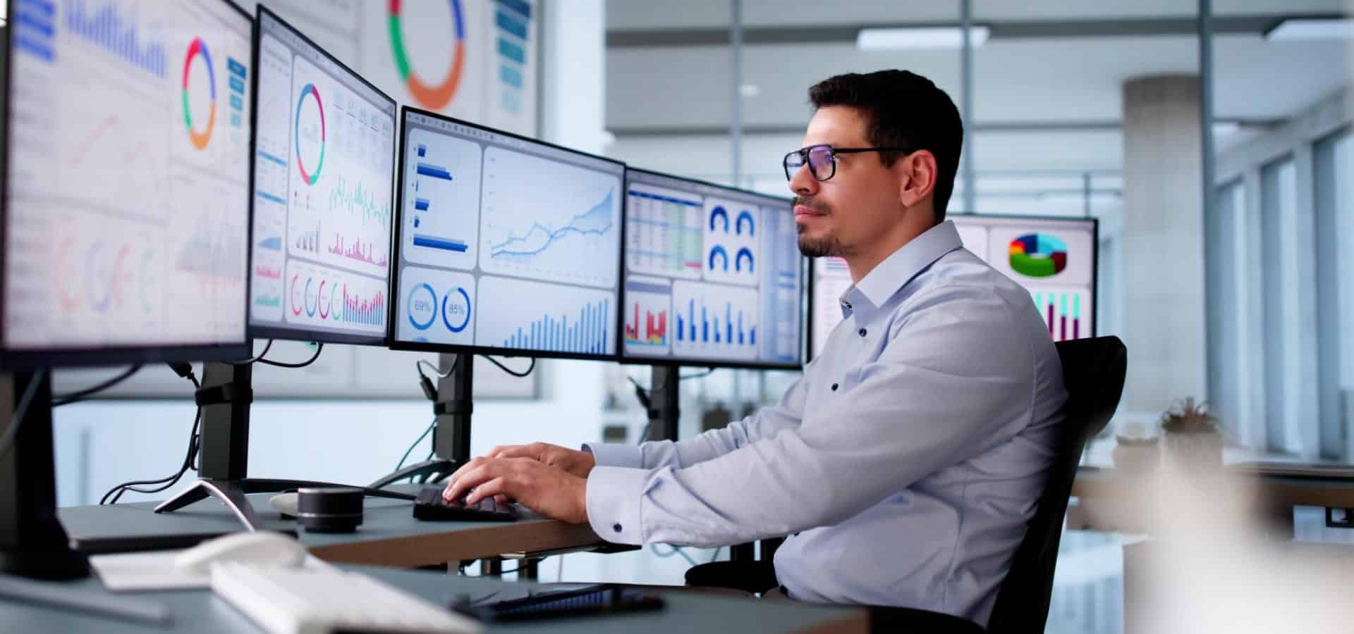 Data Analyst Using Data Analytics KPI